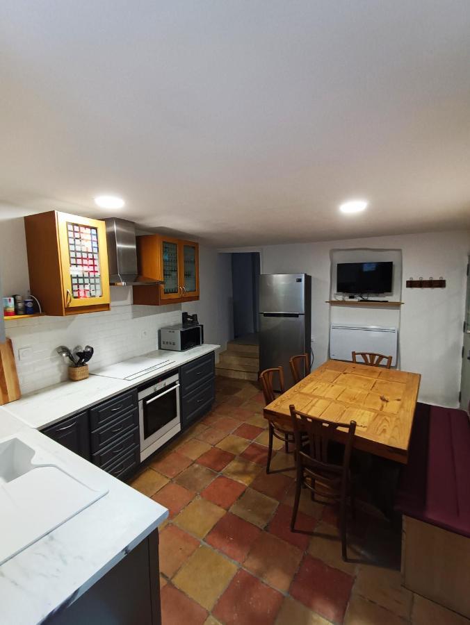 La Maison De La Traverse Saint-Guilhem-le-Desert Esterno foto